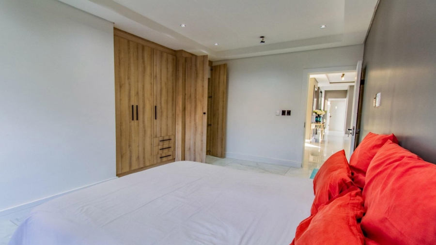 6 Bedroom Property for Sale in The Islands Estates North West